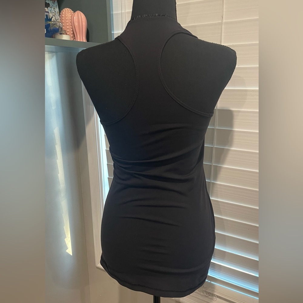 Lululemon Black ‎ Ruffle Trim Tank - Picture 5 of 7